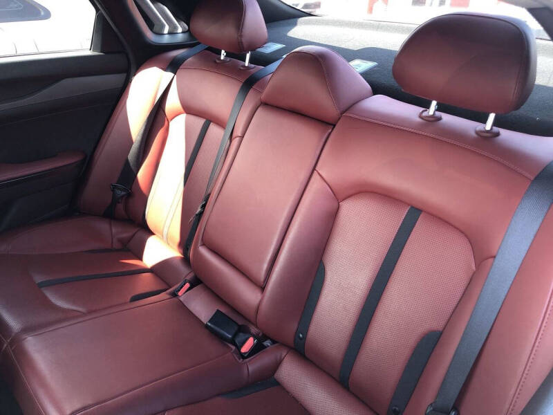 2023 Kia K5