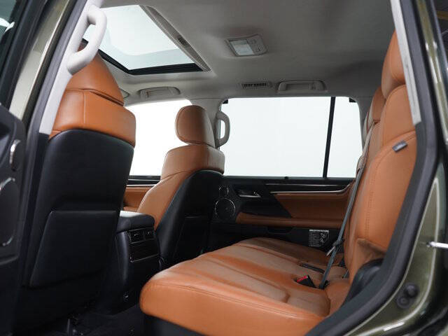 2021 Lexus LX 570 Three-Row