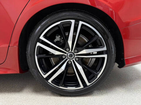 2019 Volvo S60 T6 R-Design
