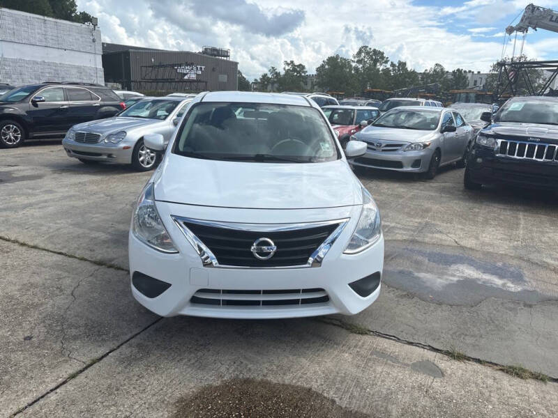 2019 Nissan Versa SV