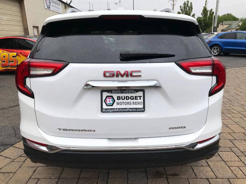 2024 GMC Terrain SLT