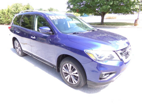 2017 Nissan Pathfinder SV