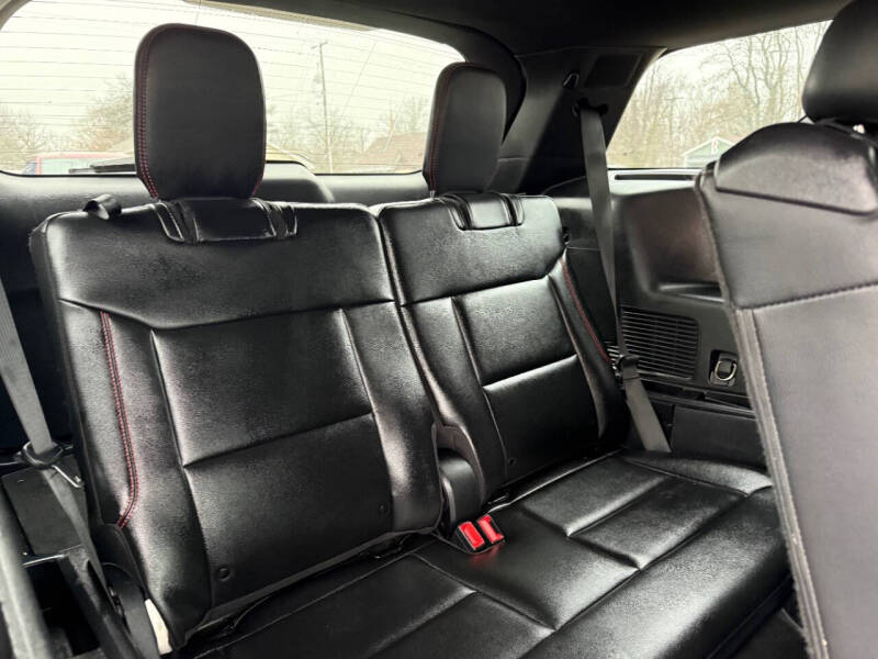 2022 Ford Explorer ST-Line