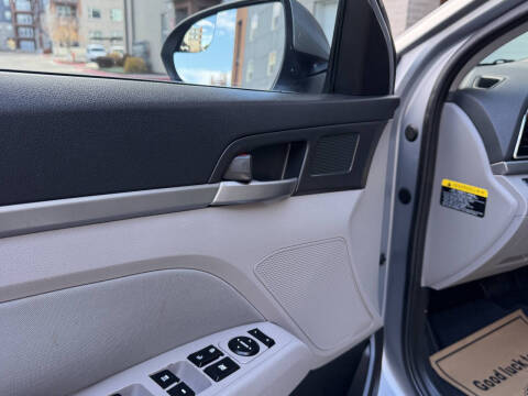 2017 Hyundai Elantra Value Edition