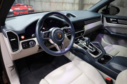 2023 Porsche Cayenne Platinum Edition