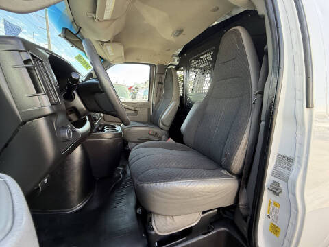 2020 GMC Savana 2500