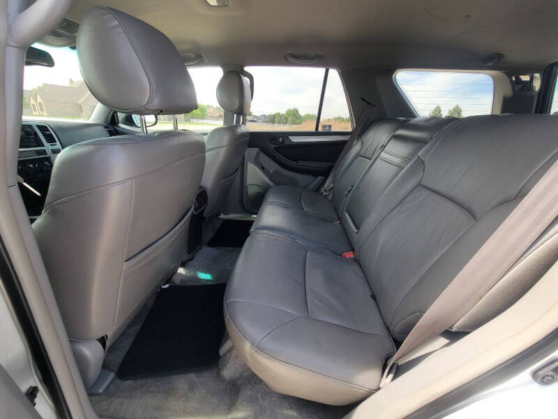 2003 Toyota 4Runner SR5