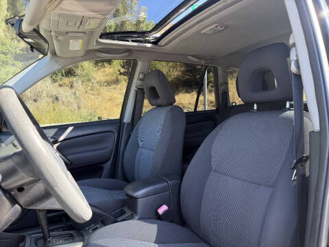 2005 Toyota RAV4