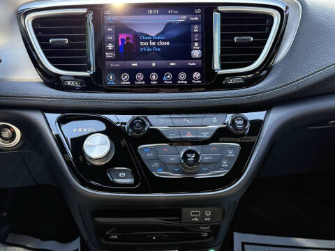 2020 Chrysler Pacifica Launch Edition