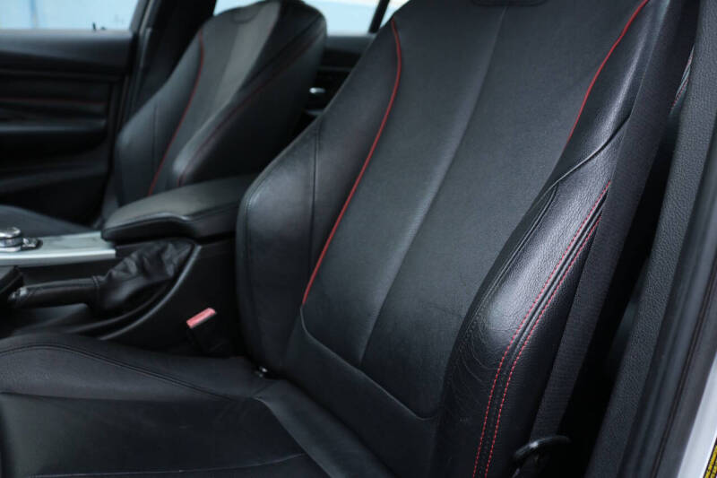 2013 BMW 3 Series 335i