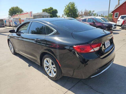2016 Chrysler 200 LX