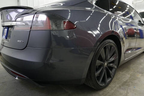 2015 Tesla Model S