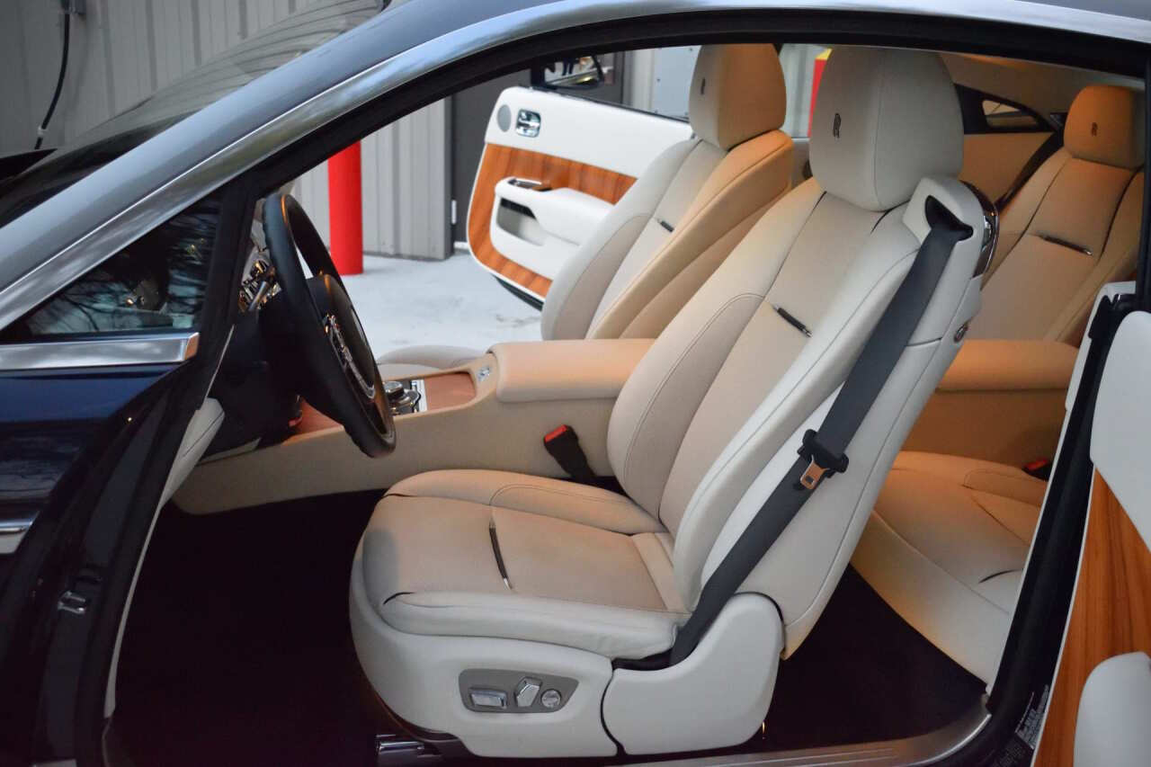 2016 Rolls-Royce Wraith 9