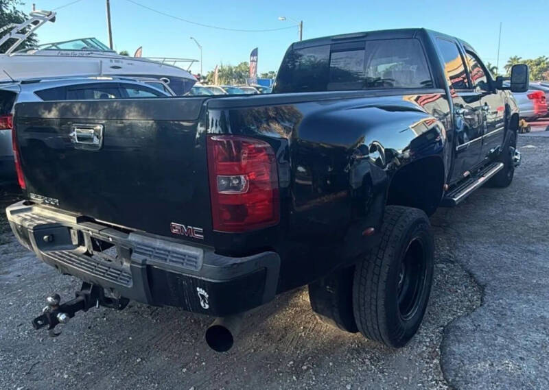 2011 GMC Sierra 3500HD