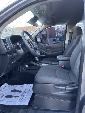 2022 Nissan Frontier S