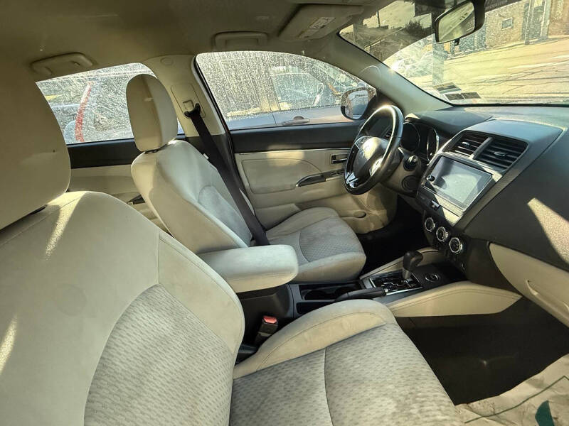 2019 Mitsubishi Outlander Sport ES