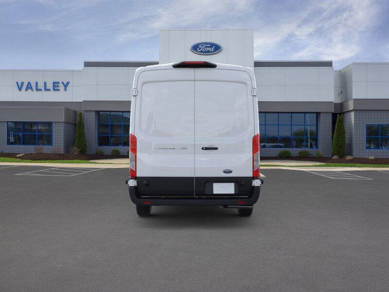 2025 Ford Transit 250