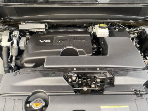 2017 Nissan Pathfinder SL