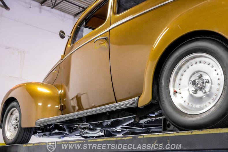 1940 Ford Deluxe