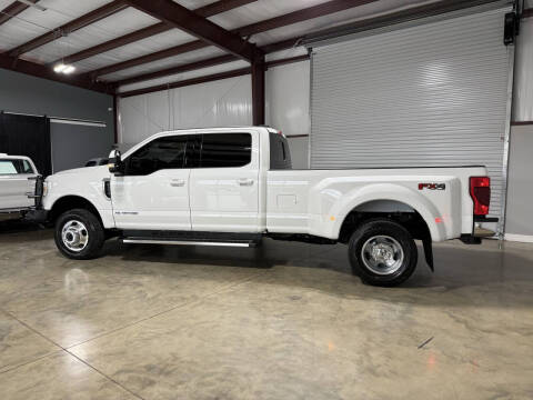 2022 Ford F-350 Super Duty Lariat