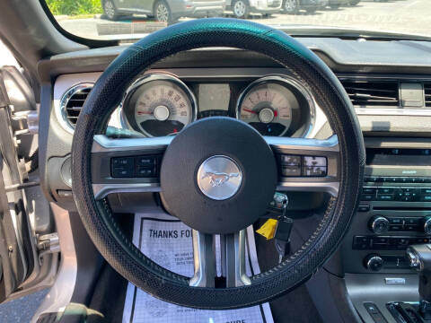 2011 Ford Mustang V6 Premium