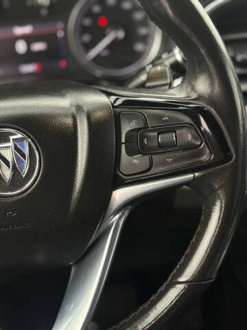 2023 Buick Enclave Essence