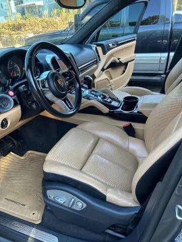 2016 Porsche Cayenne