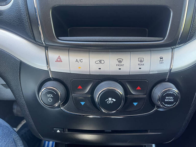 2015 Dodge Journey SE