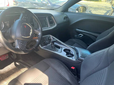 2016 Dodge Challenger SXT