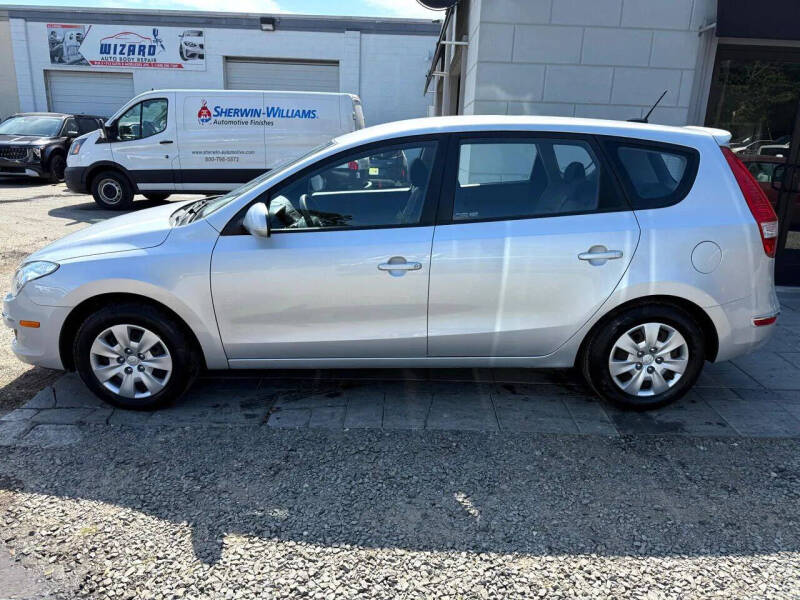 2011 Hyundai Elantra Touring GLS