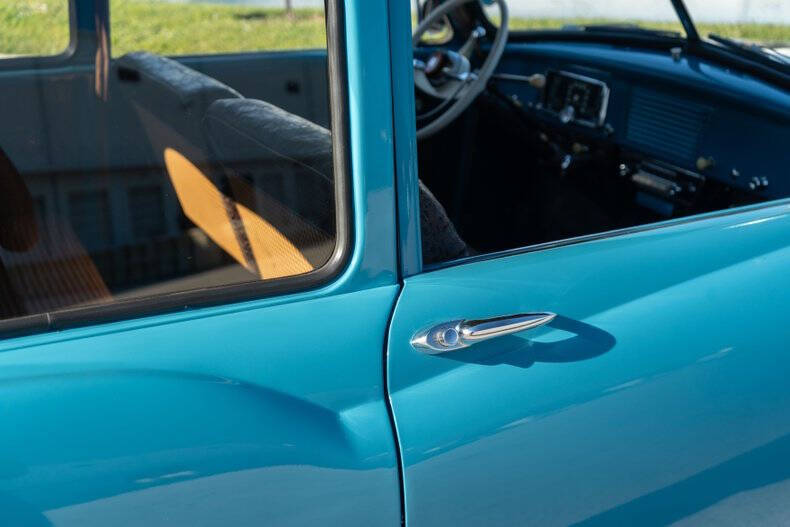 1951 Kaiser Henry-J Coupe