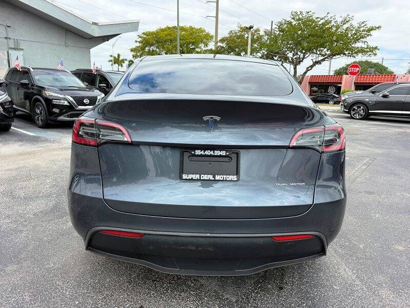 2023 Tesla Model Y Long Range