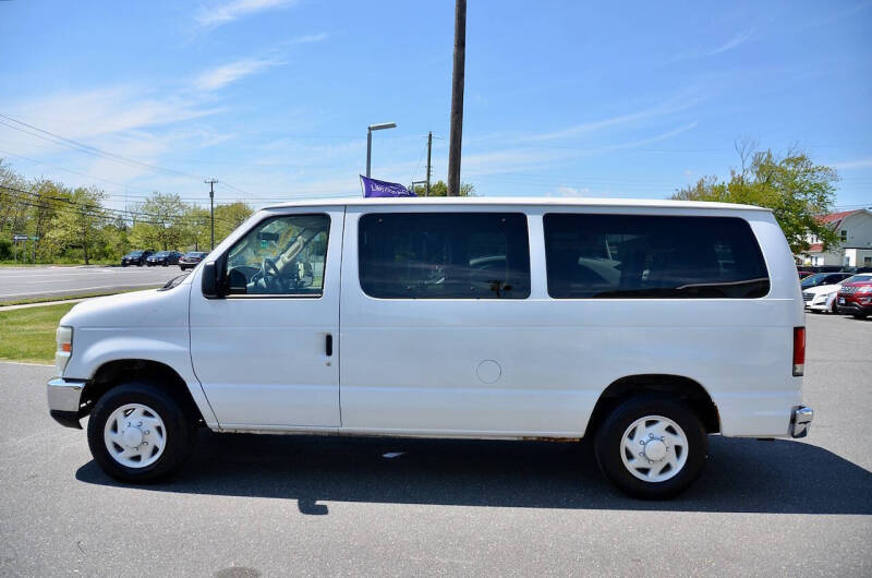 2008 Ford E-Series E-150 XLT