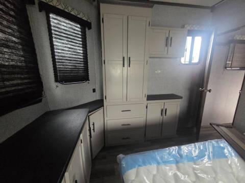 2020 Keystone RV HAMPTON