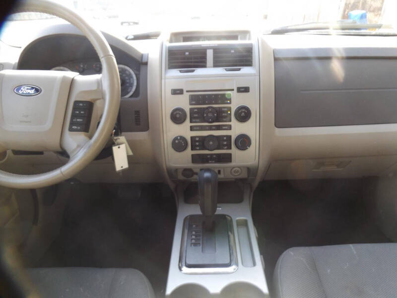 2009 Ford Escape XLT