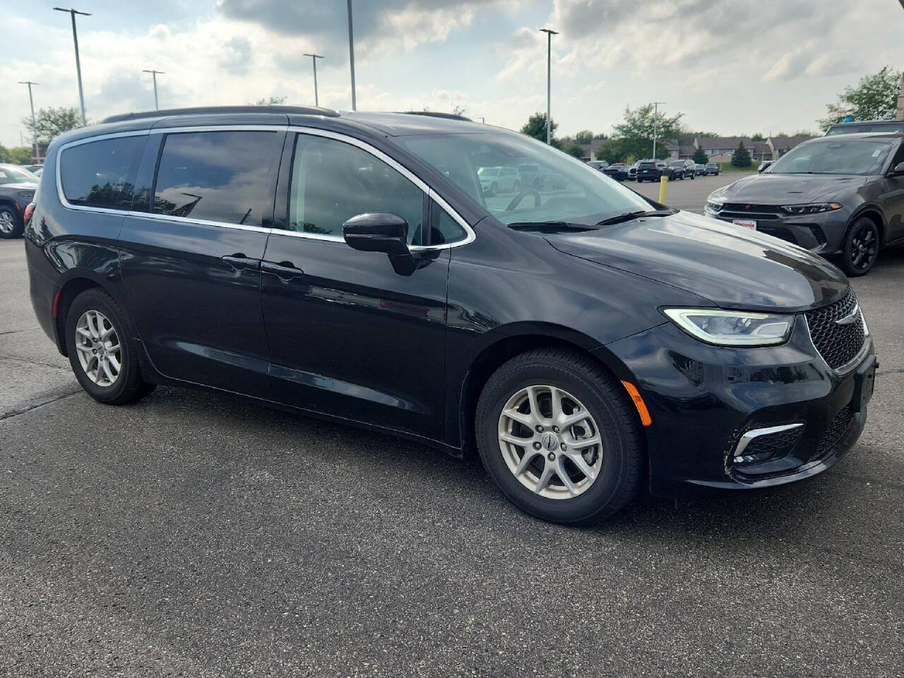 2022 Chrysler Pacifica for sale at Victoria Auto Sales in Victoria, MN