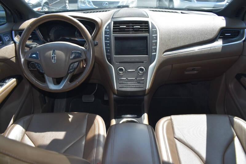 2017 Lincoln MKC Reserve