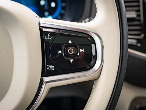2023 Volvo XC90 B6 Plus Bright Theme 6P