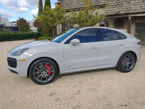 2022 Porsche Cayenne GTS Coupe