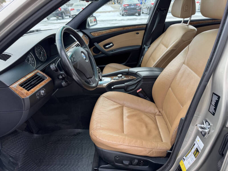 2009 BMW 5 Series 528i xDrive