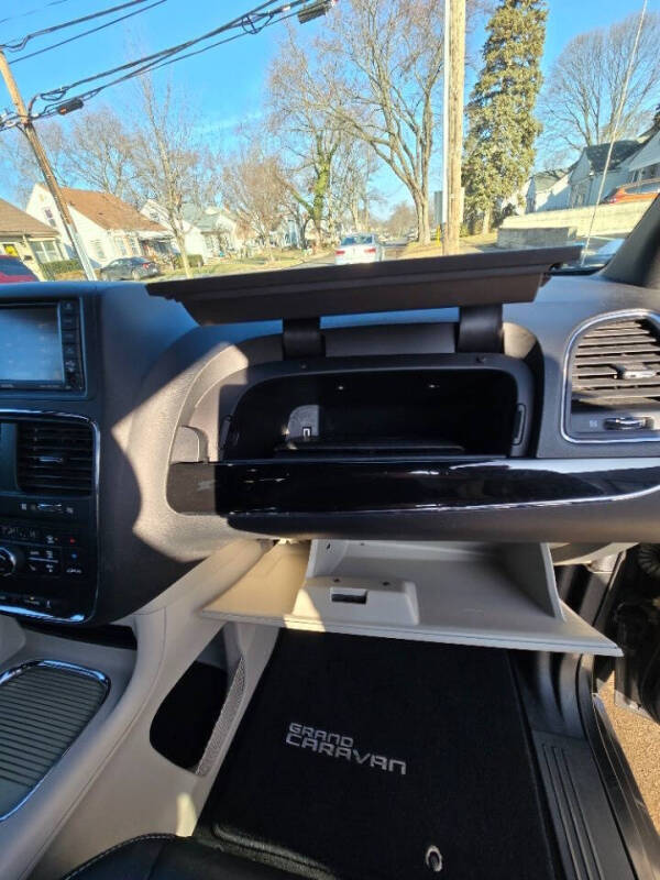 2016 Dodge Grand Caravan SXT