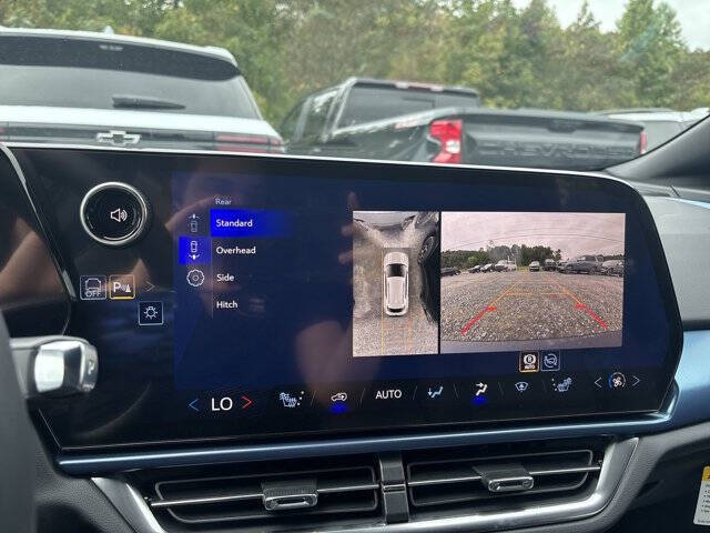 2026 Chevrolet Equinox EV LT 2