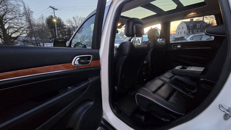 2012 Jeep Grand Cherokee Overland Summit