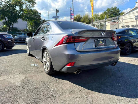 2016 Lexus IS 300