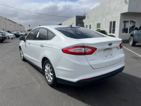 2015 Ford Fusion S
