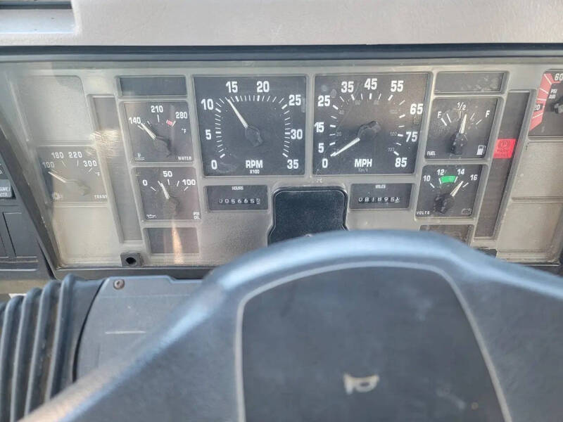 2000 International 4700