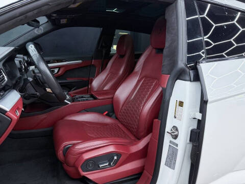 2019 Lamborghini Urus