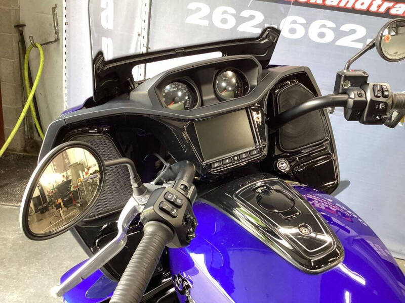 2022 Indian Pursuit Dark Horse Spirit Blue