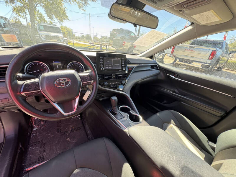 2023 Toyota Camry LE