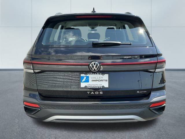 2025 Volkswagen Taos S 4Motion